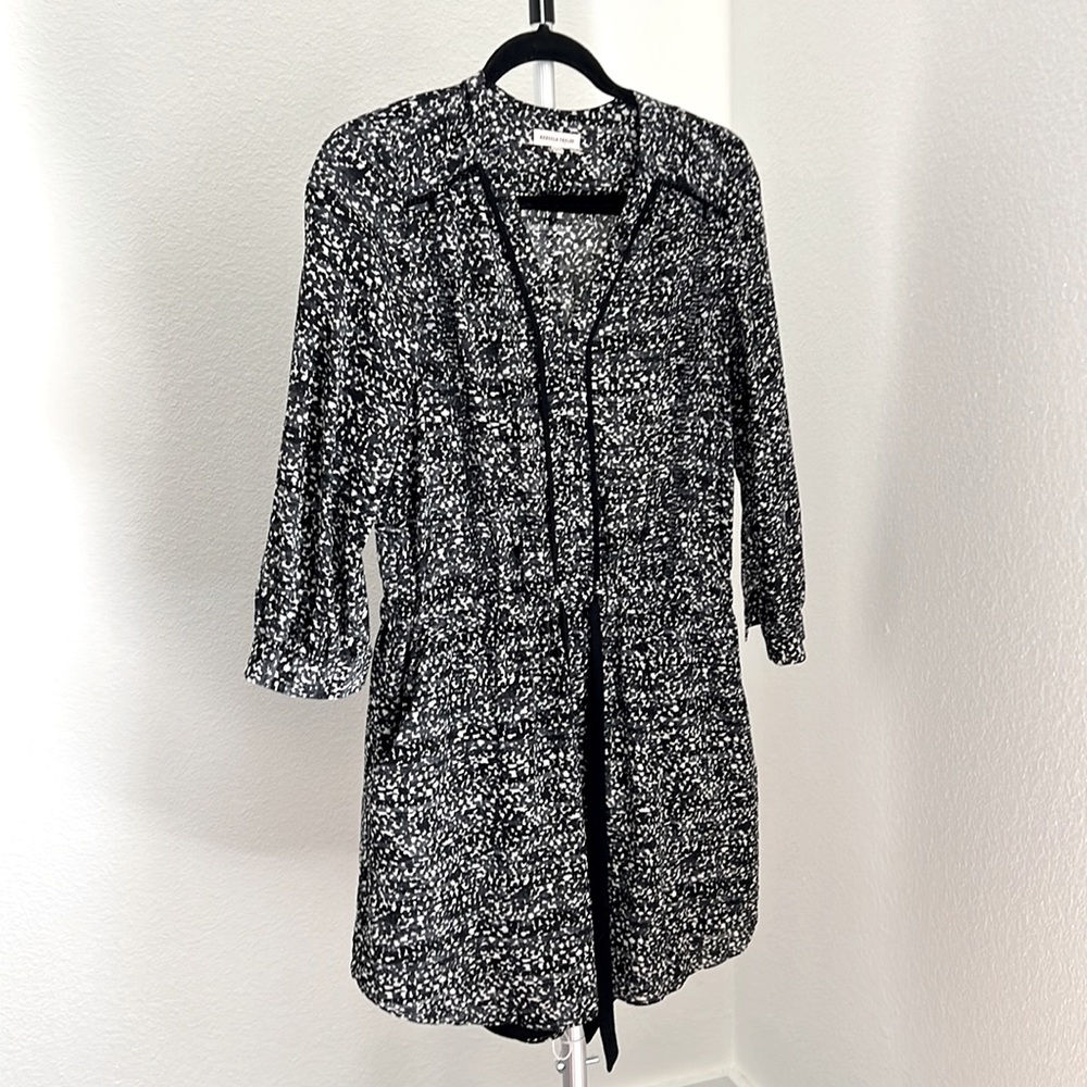 Rebecca Taylor 100% silk size 2 black and white drawstring tunic dress